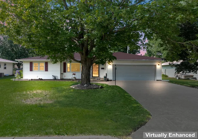 2nd image of 605 14th St Ne, Owatonna, MN 55060 | MLS# 7107241
