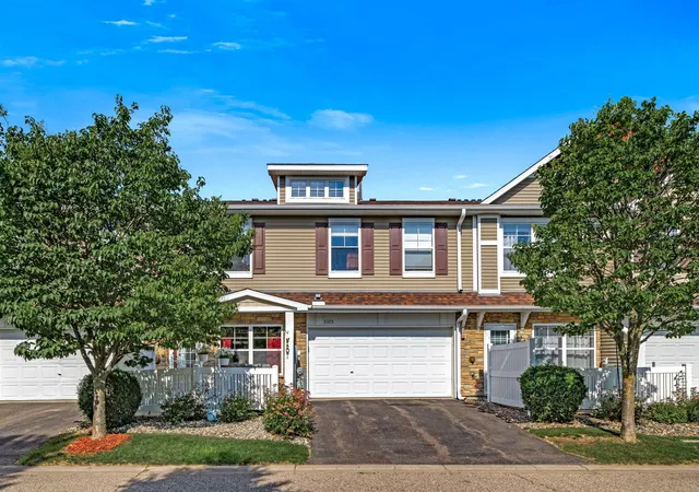 Photo 2 of Single family home for sale at 3375 Maureen Ln, Stillwater, MN 55082 | MLS# 7107252 | Listing updated on 2026-09-03