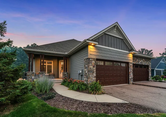 2nd image of 2519 Condon Ct, Saint Paul, MN 55120 | MLS# 7107261