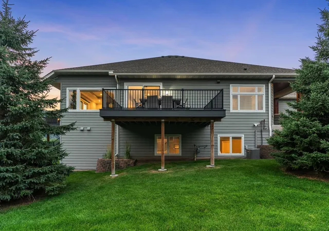 Photo 4 of Sale Pending at 2519 Condon Ct, Saint Paul, MN 55120 | MLS# 7107261 | Listing updated on 2026-10-19