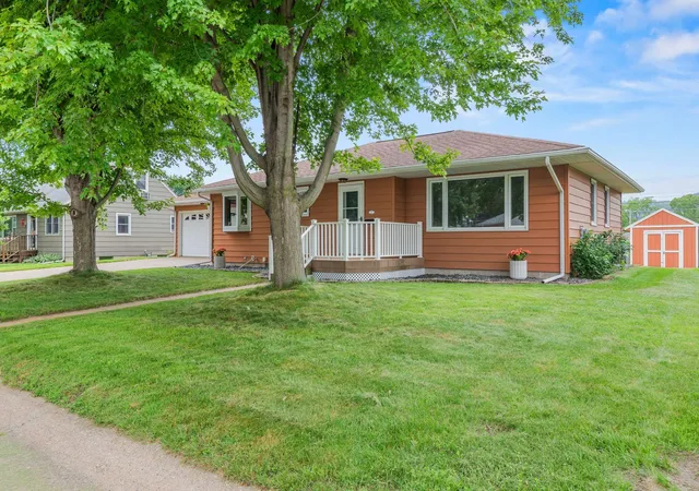 3rd image of 317 Emherst St, Winona, MN 55987 | MLS# 7107263