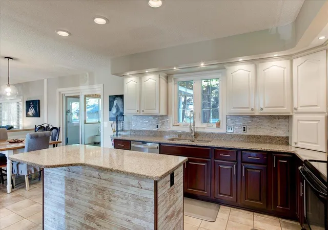 5th image of 309 Red Cedar St, Menomonie, WI 54751 | MLS# 7107275