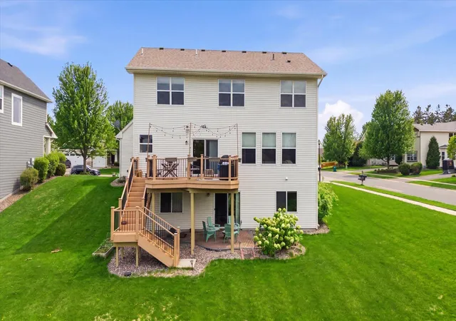 3rd image of 6348 Alvarado Ln N, Maple Grove, MN 55311 | MLS# 7107291