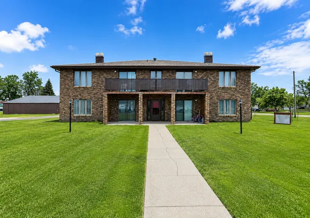 1st image of 241 6th Ave S, Casselton, ND 58012 | MLS# 7107309