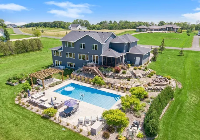 Photo 3 of Mansion for sale at 4580 204th Street E, Prior Lake, MN 55372 | MLS# 7107338 | Listing updated on 2026-09-19