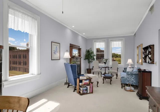 Listing Photo 4 - Condo for sale in building located at 168 College Ave W, St. Paul, MN 55102 - Unit #4