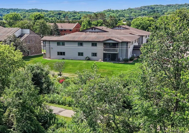 2nd image of 222 Sargent Dr #204, Red Wing, MN 55066 | MLS# 7107356