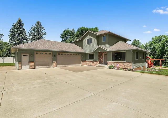 1st image of 37785 Sunnyfield Cir, Avon, MN 56310 | MLS# 7107360