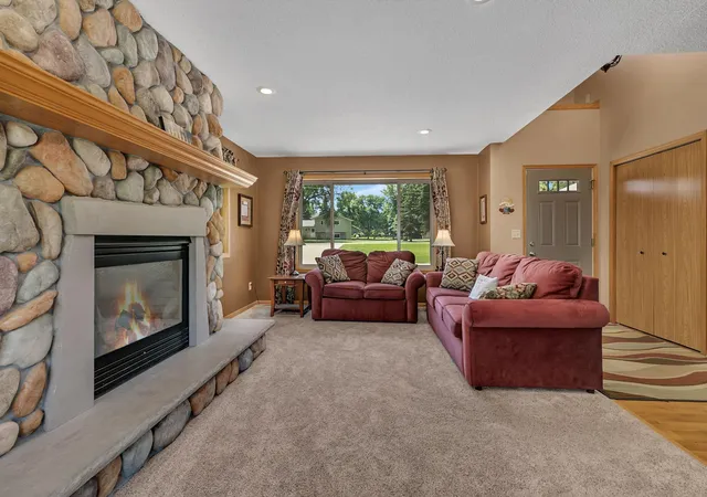 4th image of 37785 Sunnyfield Cir, Avon, MN 56310 | MLS# 7107360