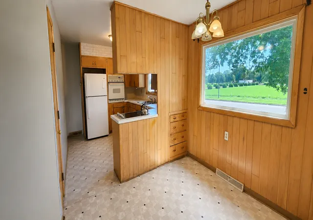 5th image of 601 N Bruce St, Marshall, MN 56258 | MLS# 7107376