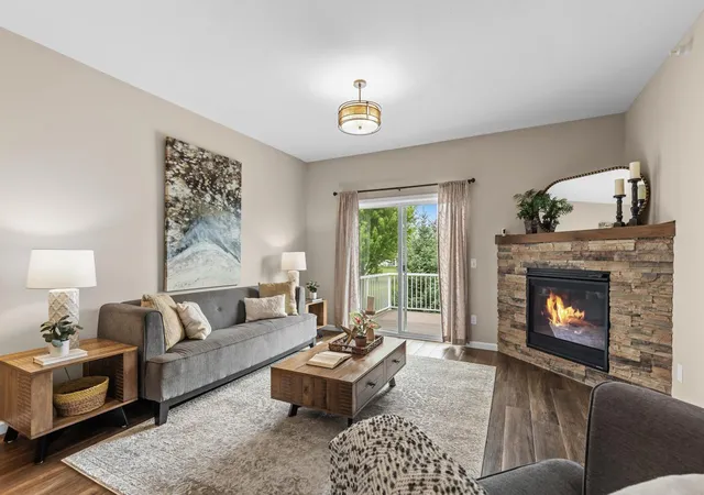 Photo 1 of Single family home for sale at 4131 Blakewood Dr, Shakopee, MN 55379 | MLS# 7107383 | Listing updated on 2026-09-21