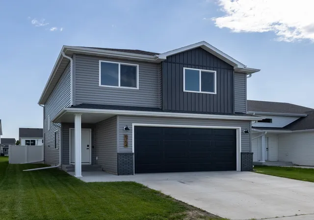 1st image of 6754 71st Ave S, Horace, ND 58047 | MLS# 7107386