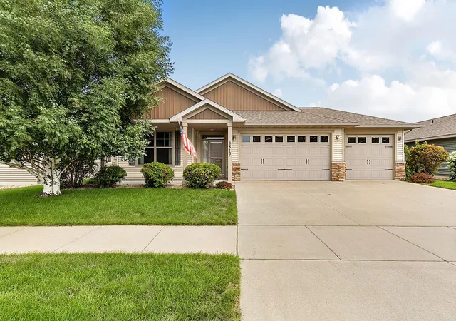 1st image of 6813 Northwood Ln, Saint Cloud, MN 56303 | MLS# 7107392