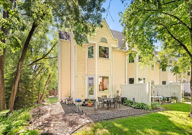 Photo 2 of Sale Pending at 430 3rd Avenue Ne, Minneapolis, MN 55413 | MLS# 7107402 | Listing updated on 2026-08-18