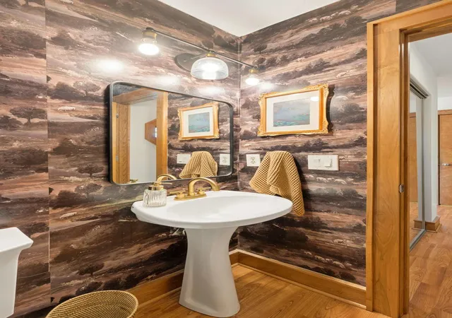 Photo 4 of Sale Pending at 430 3rd Avenue NE, Minneapolis, MN 55413 | MLS# 7107402 | Listing updated on 2026-08-18