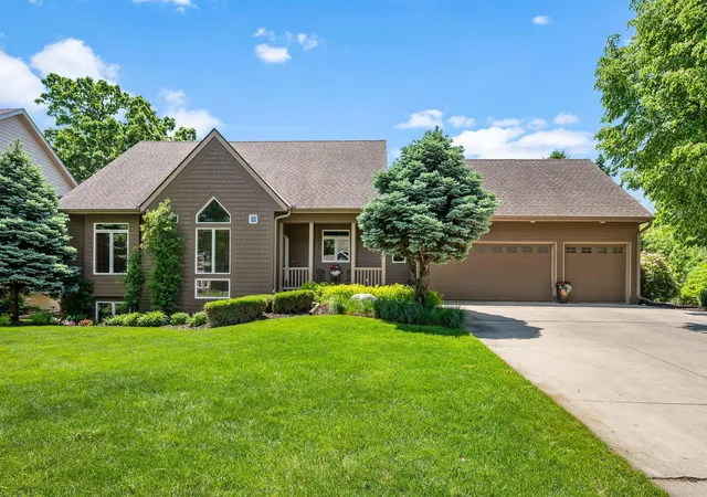 27th image of 245 Luisa Ct, Chaska, MN 55318 | MLS# 7107422