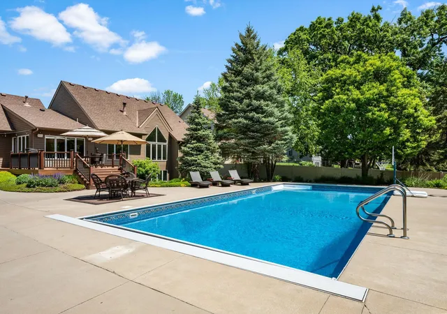 4th image of 245 Luisa Ct, Chaska, MN 55318 | MLS# 7107422
