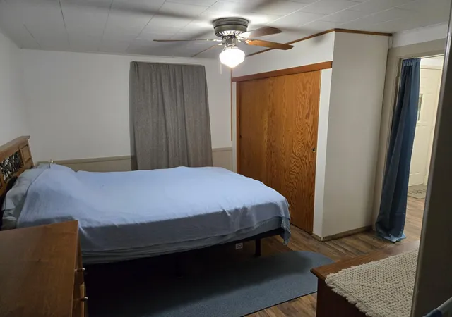 2nd image of 140 E University St, Owatonna, MN 55060 | MLS# 7107435
