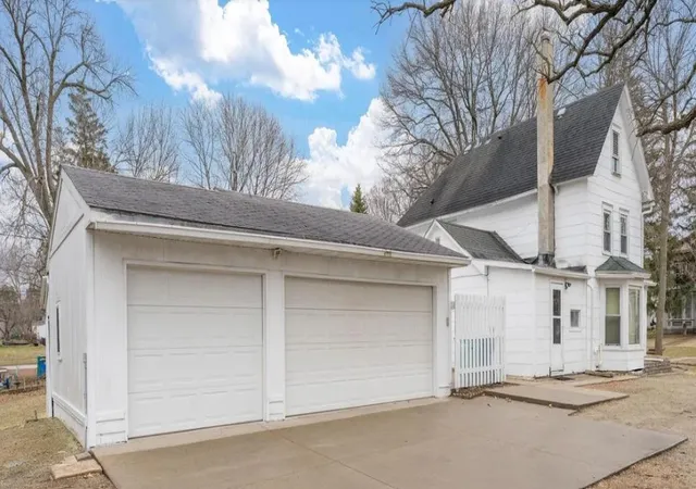 6th image of 140 E University St, Owatonna, MN 55060 | MLS# 7107435