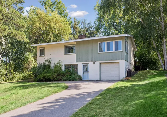 Photo 1 of Sale Pending at 4194 Bellaire Ave, Saint Paul, MN 55110 | MLS# 7107439 | Listing updated on 2026-09-25