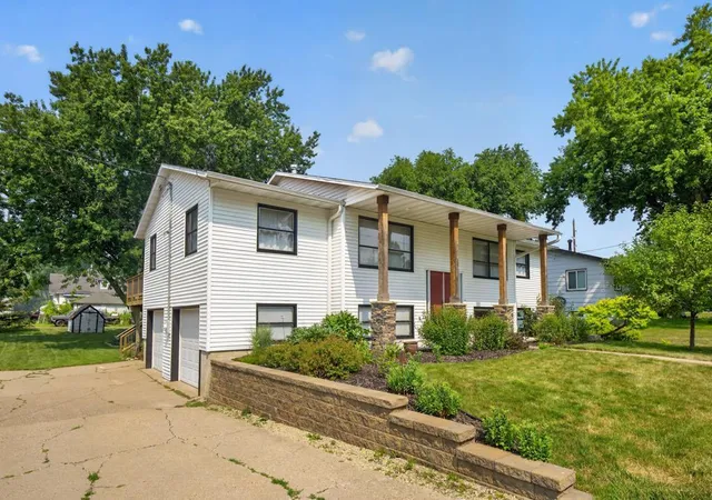 Photo 2 of Sale Pending at 177 2nd Avenue Se, Mazeppa, MN 55956 | MLS# 7107450 | Listing updated on 2026-09-15