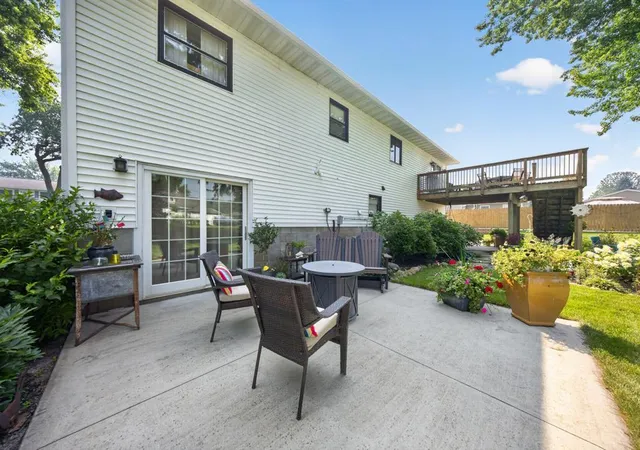 Photo 4 of Sale Pending at 177 2nd Avenue SE, Mazeppa, MN 55956 | MLS# 7107450 | Listing updated on 2026-09-15