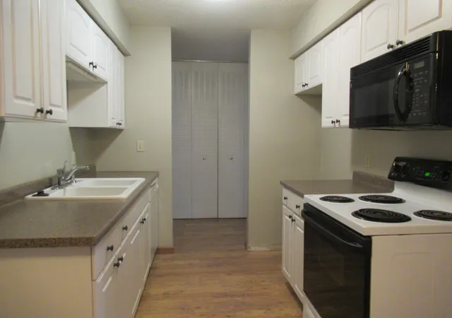 Photo 3 of Condo for sale at 7414 W 22nd Street #212, Minneapolis, MN 55426 | MLS# 7107456 | Listing updated on 2026-09-01