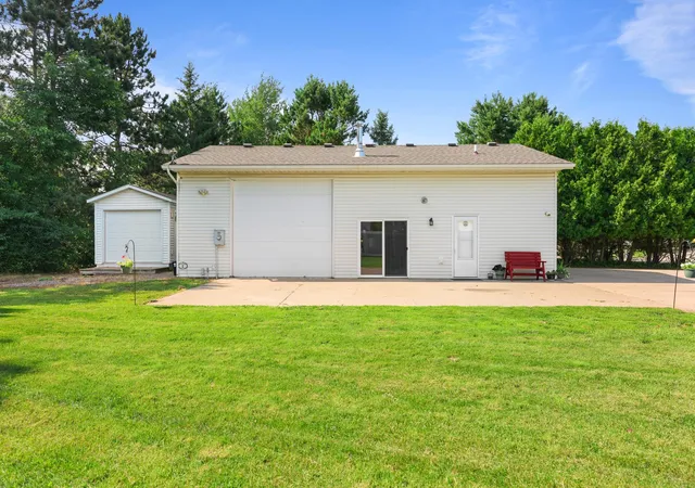 3rd image of 1080 3Rd Ave Ne, Milaca, MN 56353 | MLS# 7107492