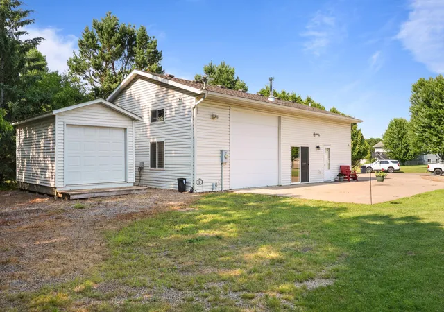 4th image of 1080 3Rd Ave Ne, Milaca, MN 56353 | MLS# 7107492