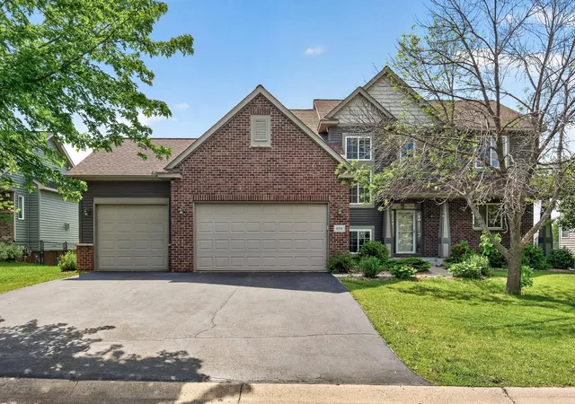 1st image of 604 Evergreen Ave Se, New Prague, MN 56071 | MLS# 7107499