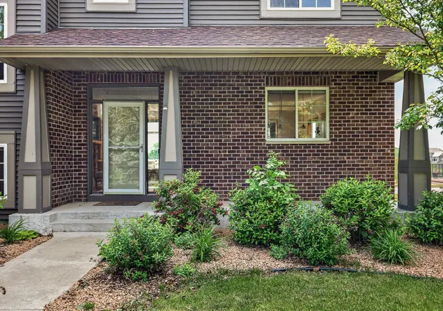 3rd image of 604 Evergreen Ave Se, New Prague, MN 56071 | MLS# 7107499