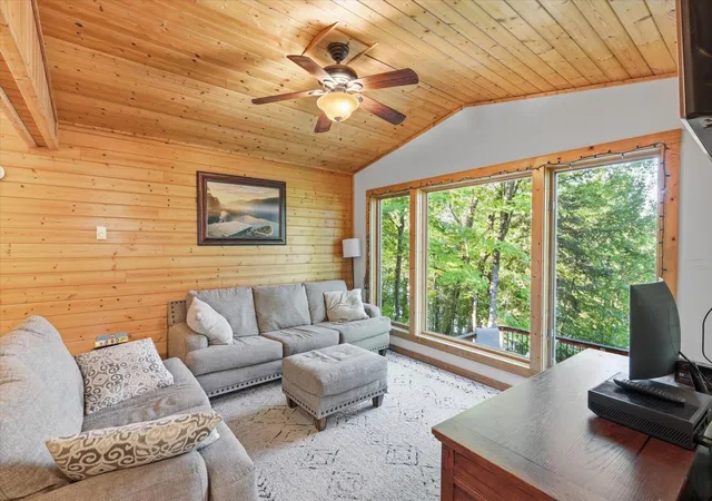 Photo 4 of Single family home for sale at 35291 N Johnson Lake Rd, Deer River, MN 56636 | MLS# 7107516 | Listing updated on 2026-08-28