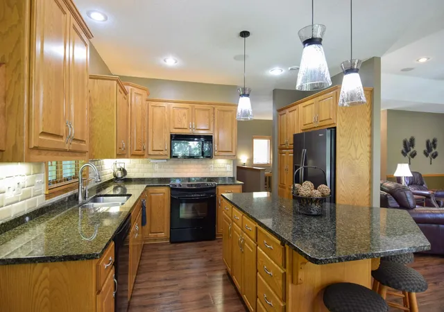 5th image of 1150 Oakcrest Dr, Sauk Rapids, MN 56379 | MLS# 7107518