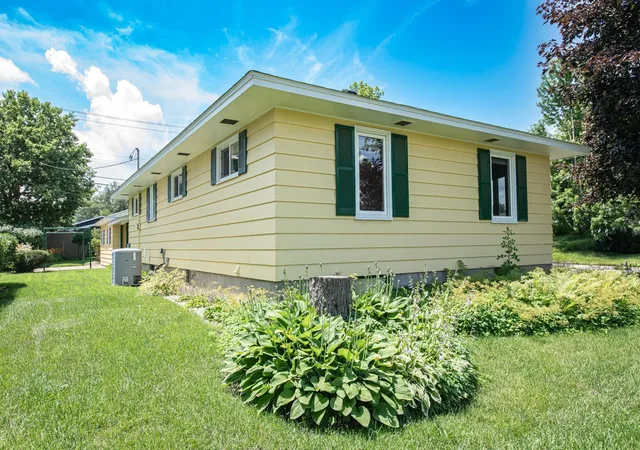 3rd image of 520 39Th Ave, Winona, MN 55987 | MLS# 7107519