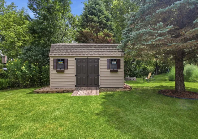 4th image of 710 Cottonwood Ave, Litchfield, MN 55355 | MLS# 7107524