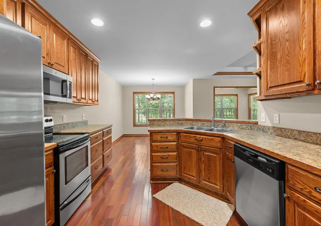 2nd image of 14425 Grand Oaks Dr, Baxter, MN 56425 | MLS# 7107527