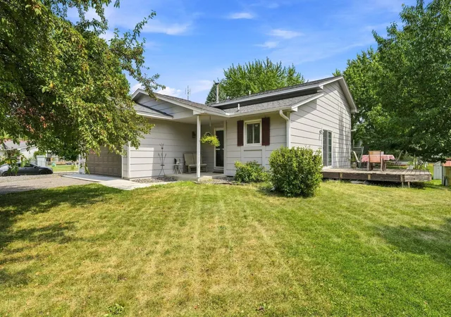 3rd image of 7156 Brian Dr, Hugo, MN 55038 | MLS# 7107553