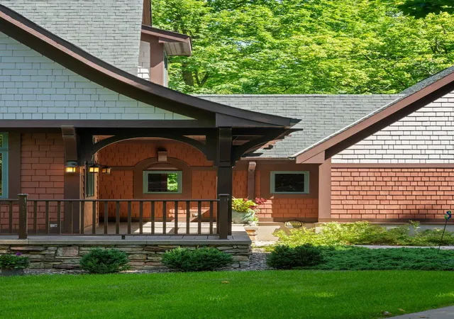 Photo 2 of Single family home for sale at 45 Cristofori Cir, Maple Plain, MN 55359 | MLS# 7107558 | Listing updated on 2026-10-30