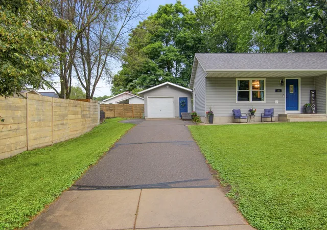 2nd image of 1010 Malden Ave, Eau Claire, WI 54703 | MLS# 7107568