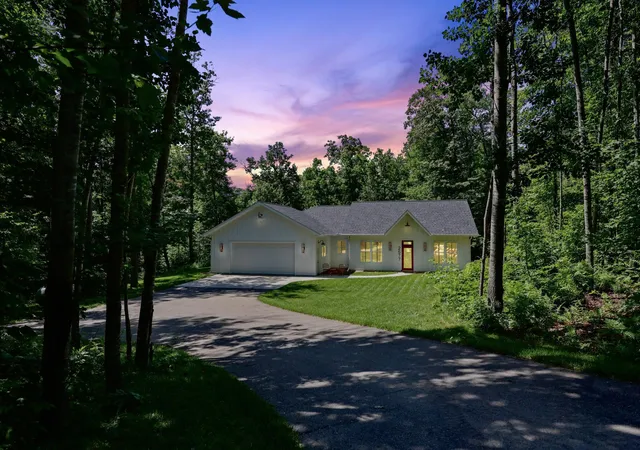 1st image of 2677 Fondie Ln Sw, Nisswa, MN 56468 | MLS# 7107573