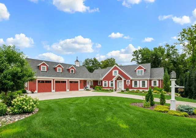 Photo 1 of Single family home for sale at 3698 Woodland Cvs Pkwy, Excelsior, MN 55331 | MLS# 7107607 | Listing updated on 2026-10-30