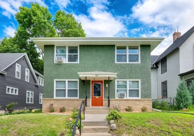 1st image of 1681 Dayton Ave, Saint Paul, MN 55104 | MLS# 7107652