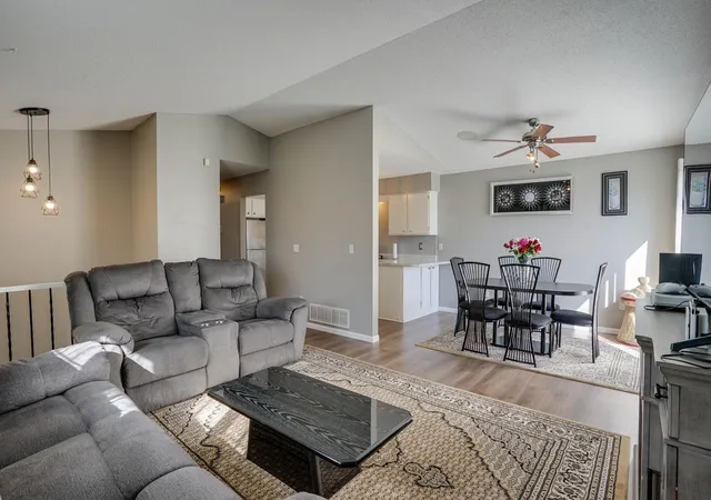 4th image of 15865 Griffon Path, Saint Paul, MN 55124 | MLS# 7107675