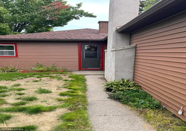 Photo 4 of Single family home for sale at 1111 E Camp St, Ely, MN 55731 | MLS# 7107676 | Listing updated on 2026-09-19