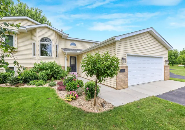 3rd image of 19823 Tiger St Nw, Elk River, MN 55330 | MLS# 7107724