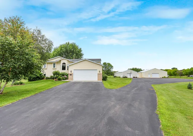 4th image of 19823 Tiger St Nw, Elk River, MN 55330 | MLS# 7107724