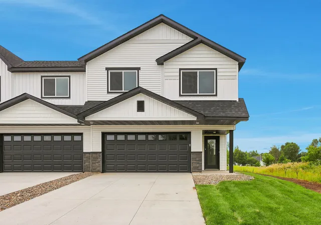 1st image of 1102 45th Ave Ne, Saint Cloud, MN 56304 | MLS# 7107750