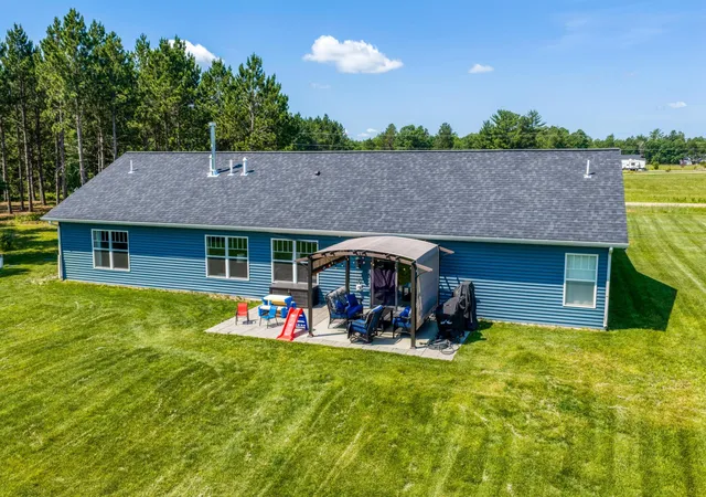 3rd image of 13098 Nature Rd Nw, Bemidji, MN 56601 | MLS# 7107758