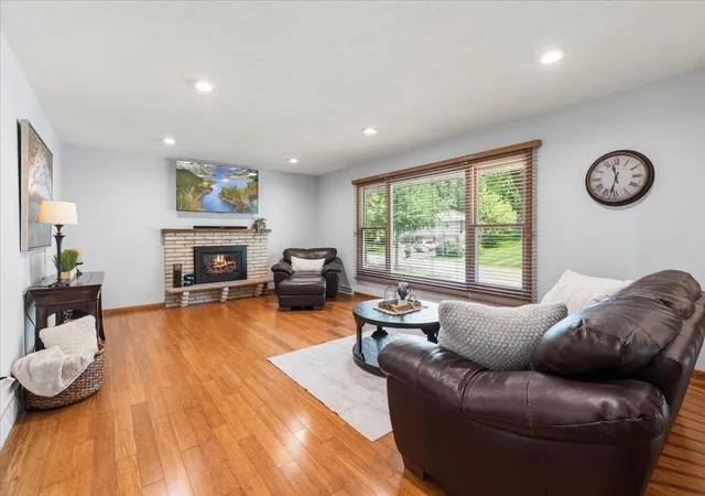 5th image of 9131 Annapolis Ln N, Maple Grove, MN 55369 | MLS# 7107801