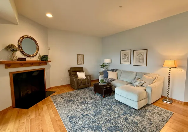 Photo 2 of Condo for sale at 1244 County Rd D E #102, Saint Paul, MN 55109 | MLS# 7107804 | Listing updated on 2026-09-21